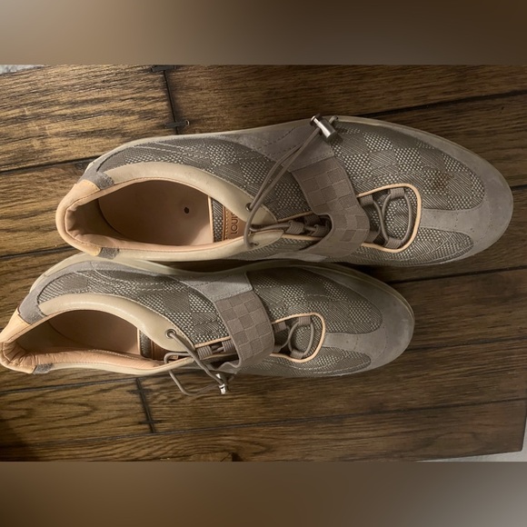 Men’s size 13 LV sneakers (worn) - Picture 2 of 5